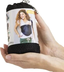 Minimonkey Mini Sling Draagzak - Zwart -Babyproducten Winkel 1079x1200 1