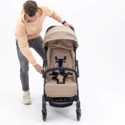 Hamilton By Yoop X1 Plus Kinderwagen - Buggy Met Monteerbare Wieg - Premium Stroller Met One Hand Folding Technologie - Nieuw, Hoger, Uitgebreider 2023 Model - Kaki - Licht, Verstelbaar, Wendbaar En Geschikt Van 0 Maanden Tot 4 Jaar 38 Hamilton By Yoop X1 Plus Kinderwagen - Buggy Met Monteerbare Wieg - Premium Stroller Met One Hand Folding Technologie - Nieuw, Hoger, Uitgebreider 2023 Model - Kaki - Licht, Verstelbaar, Wendbaar En Geschikt Van 0 Maanden Tot 4 Jaar -Babyproducten Winkel 1194x1200 1