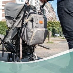 Luiertas Rugzak - Monx Luiertas Verzorgingstas Met Uitklapbaar Babybedje - Overzichtelijke Luierrugzak Extra Buggy En Kinderwagen Haken Inclusief Geïsoleerde Flessenhouder - Grijs -Babyproducten Winkel 1200x1200 219