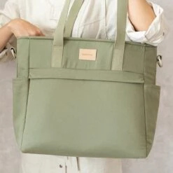 Nobodinoz Baby On The Go Luiertas Olive Green -Babyproducten Winkel 1200x1200 239