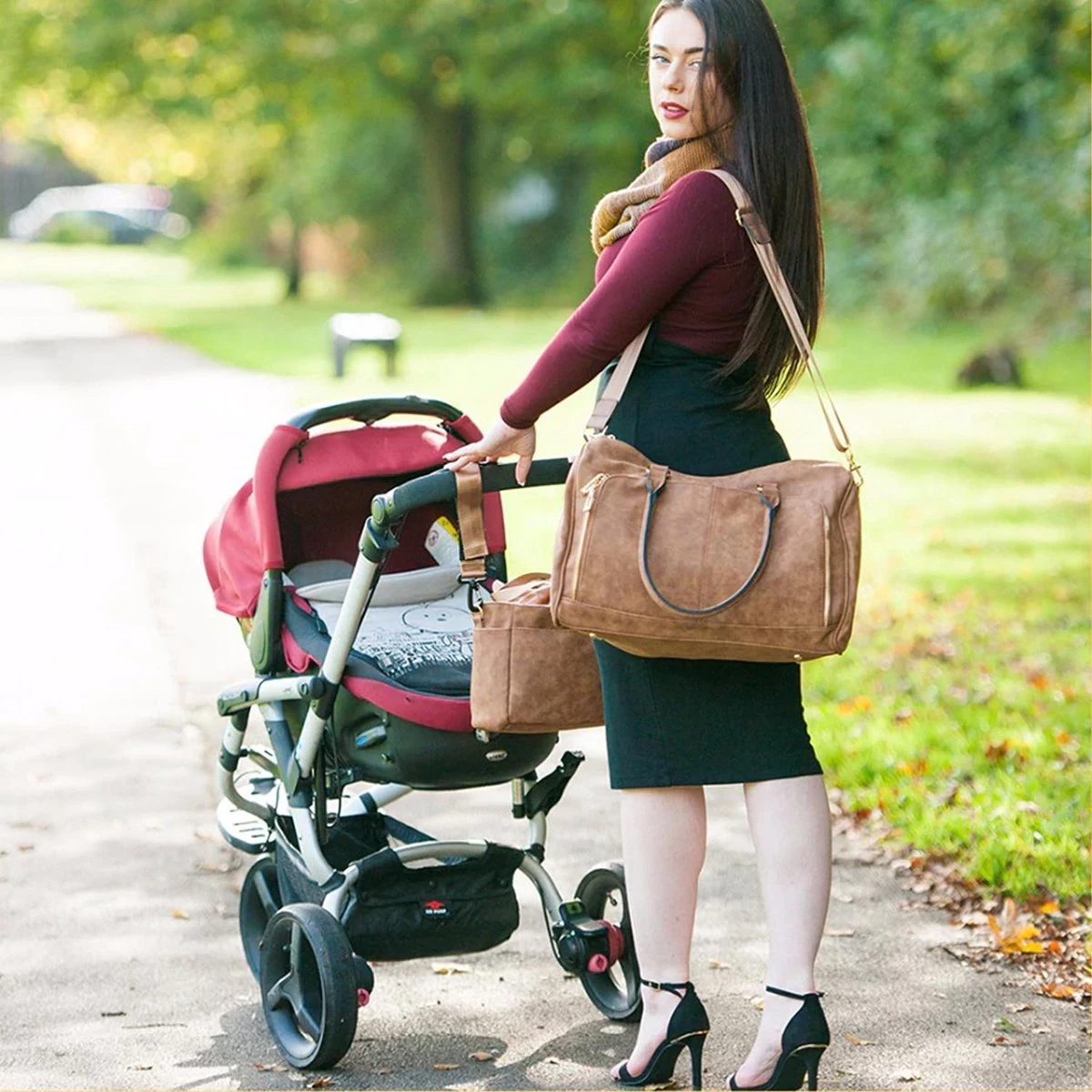 Miss Lulu Luier- En Verzorgingstas – Luiertas Set – Afneembare Draagtas - Duurzaam En Stijlvol – Zwart - Premium Kwaliteit- Grote Capaciteit - Unisex/Jongens/Meisjes (LT6638 BK) 5 Miss Lulu Luier- En Verzorgingstas – Luiertas Set – Afneembare Draagtas - Duurzaam En Stijlvol – Zwart - Premium Kwaliteit- Grote Capaciteit - Unisex/Jongens/Meisjes (LT6638 BK) - Afbeelding 5