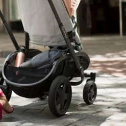 Quinny Hubb Mono Kinderwagen - Graphite On Grey 16 Quinny Hubb Mono Kinderwagen - Graphite On Grey -Babyproducten Winkel 1200x1200 790