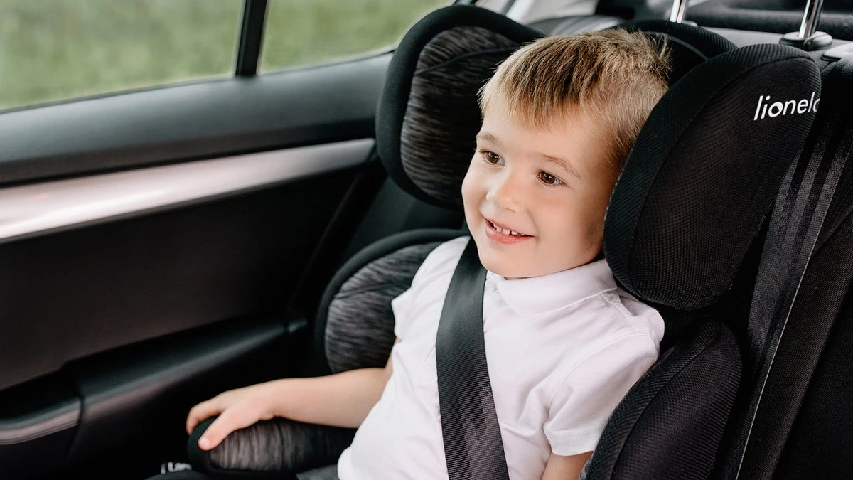 Lionelo Lars - Autostoeltje - ImpactGuard - Extra Spons - Tot 36kg 8 Lionelo Lars - Autostoeltje - ImpactGuard - Extra Spons - Tot 36kg - Afbeelding 8