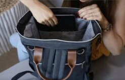 Periwinkle - Luiertassen - Waterproof Baby Verzorgingstas - Baby Rugzak - Luiertas - Verzorgingstas - Linnen - Bordeaux -Babyproducten Winkel 1200x772 12