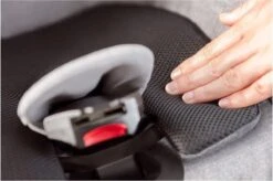 Maxi-Cosi E-Safety Smart Cushion Veiligheidskussen - Black 13 Maxi-Cosi E-Safety Smart Cushion Veiligheidskussen - Black -Babyproducten Winkel 1200x798 3