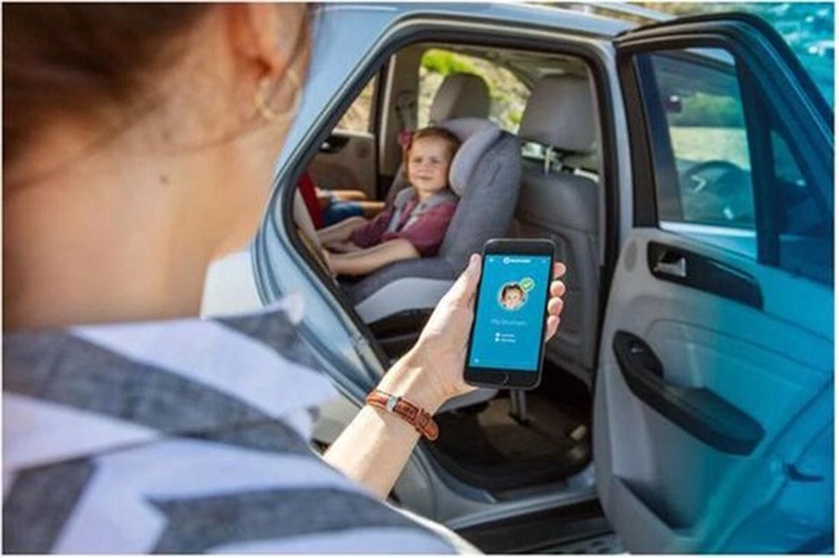 Maxi-Cosi E-Safety Smart Cushion Veiligheidskussen - Black 6 Maxi-Cosi E-Safety Smart Cushion Veiligheidskussen - Black - Afbeelding 6