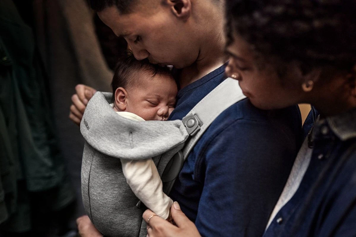 BabyBjörn Draagzak Mini - 3D Jersey - Lichtgrijs 4 BabyBjörn Draagzak Mini - 3D Jersey - Lichtgrijs - Afbeelding 4