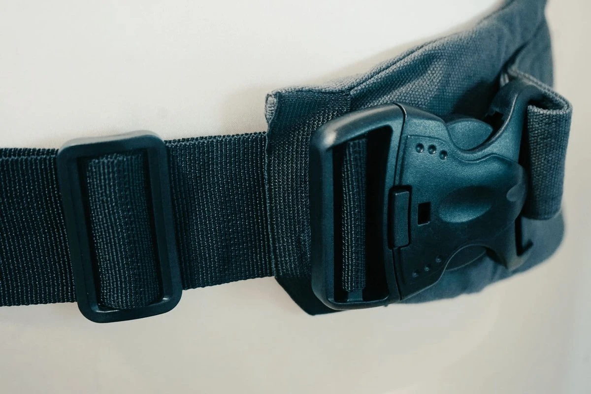 Praktische Draagzak Baby - Kakigroen - Babydrager - Buikdrager En Rugdrager - Opbergtas Inbegrepen 2 Praktische Draagzak Baby - Kakigroen - Babydrager - Buikdrager En Rugdrager - Opbergtas Inbegrepen - Afbeelding 2