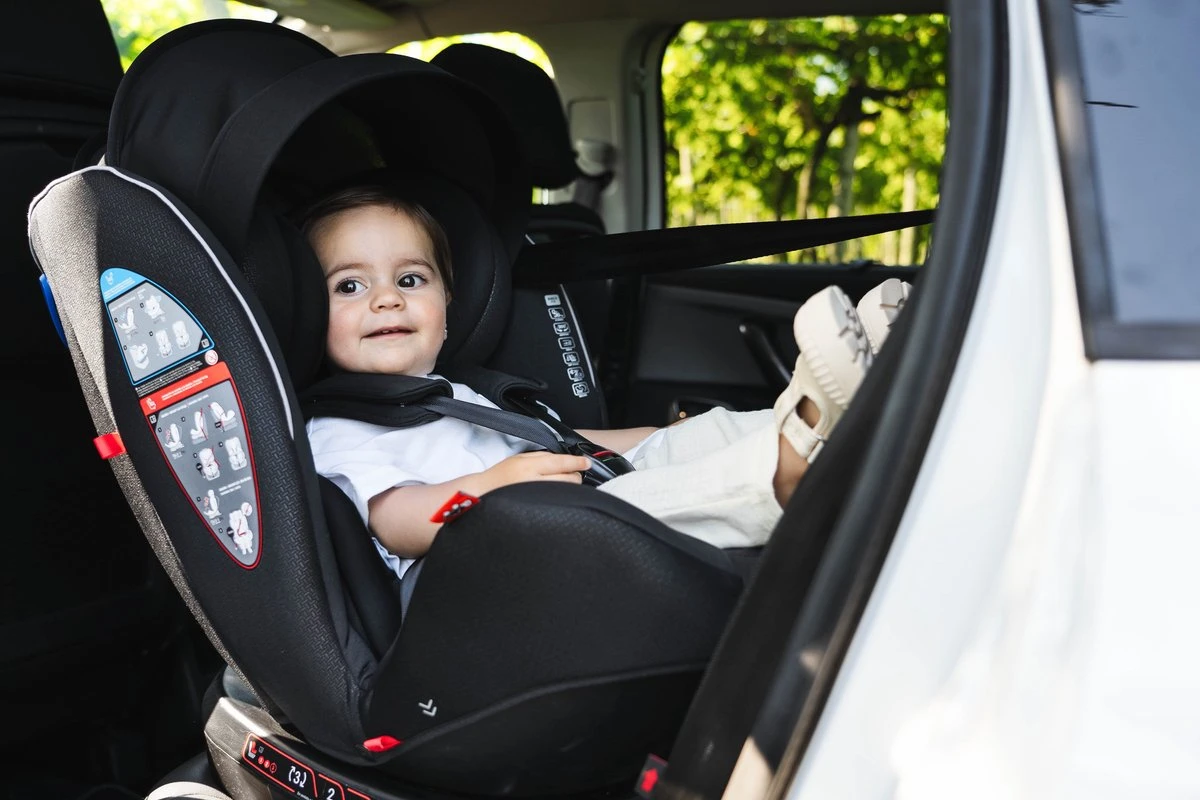 Babyauto Biro D FIX Black/grey Group 0+ 1 2 3 - 0-36 Kg - Isofix 8 Babyauto Biro D FIX Black/grey Group 0+ 1 2 3 - 0-36 Kg - Isofix - Afbeelding 8