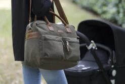 Kidzroom Vision Of Love Luiertas - Groen - Verschoonmatje - Verstelbare Schouderband 14 Kidzroom Vision Of Love Luiertas - Groen - Verschoonmatje - Verstelbare Schouderband -Babyproducten Winkel 1200x800 67