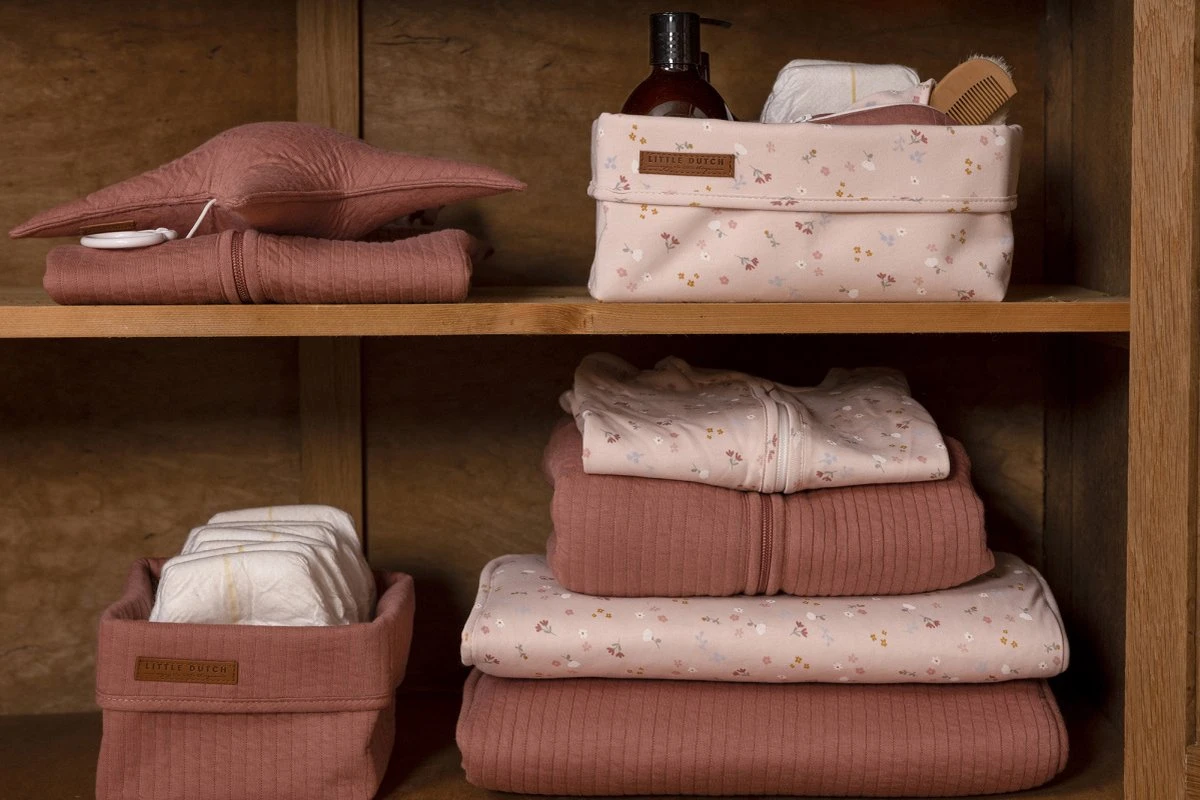 Little Dutch Verschoningsmatje Little Pink Flowers 4 Little Dutch Verschoningsmatje Little Pink Flowers - Afbeelding 4