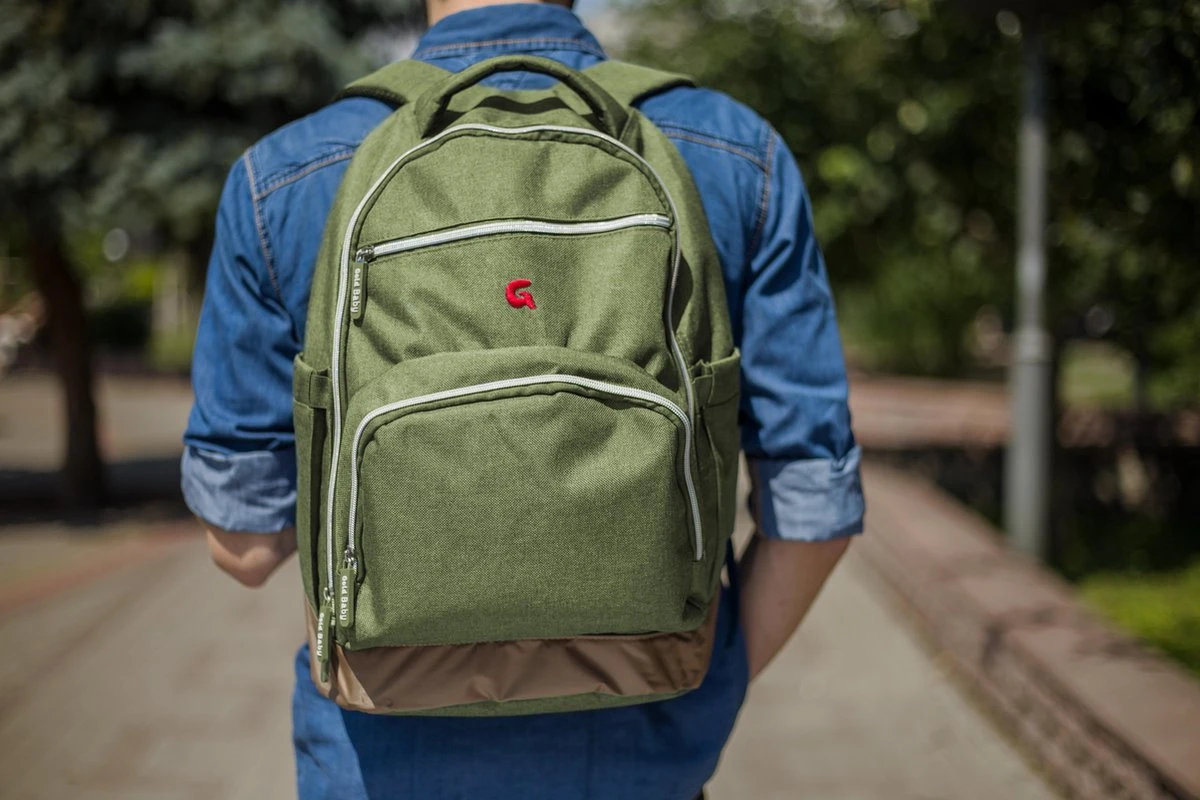 Stoere Luiertas - Verzorgingstas - Inclusief 2 Tassenhaken - Kakigroen 5 Stoere Luiertas - Verzorgingstas - Inclusief 2 Tassenhaken - Kakigroen - Afbeelding 5