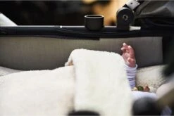 Jollein Voetenzak Voor Autostoel & Kinderwagen - Bliss Knit - Nougat -Babyproducten Winkel 1200x804 7