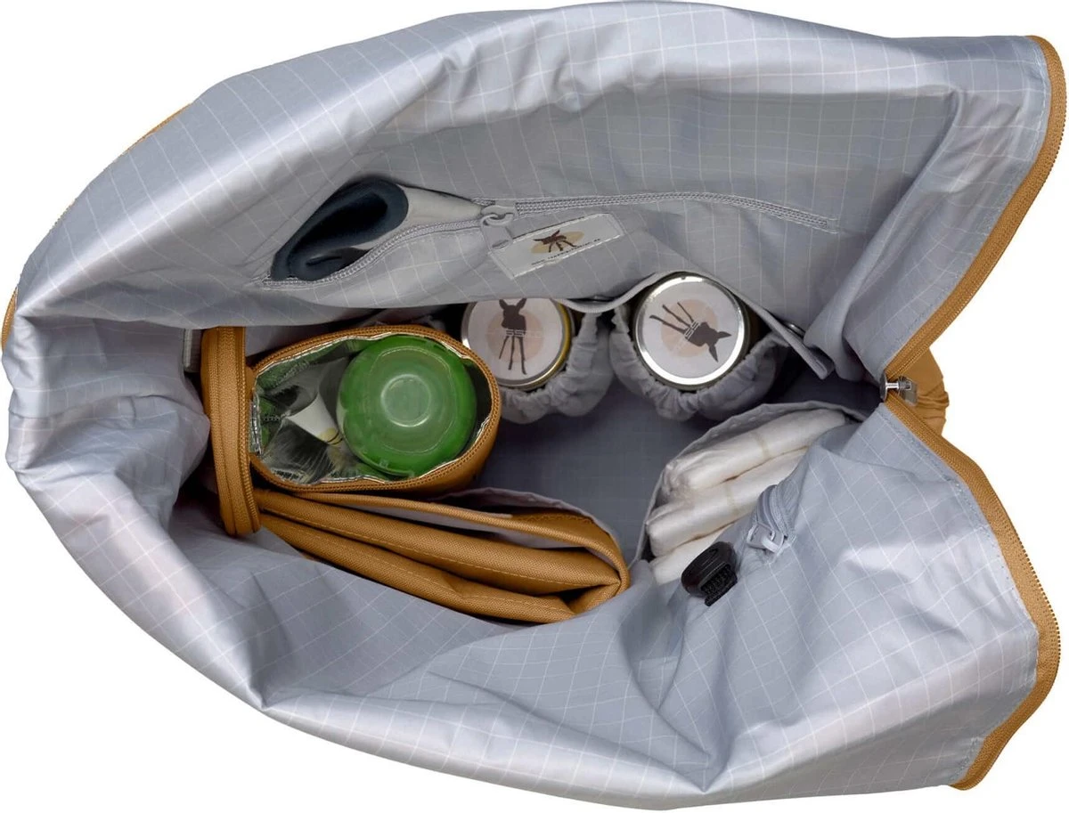 LÄSSIG Luiertas Rolltop Backpack Rugzak Incl Verschoningsmatje - Curry 4 LÄSSIG Luiertas Rolltop Backpack Rugzak Incl Verschoningsmatje - Curry - Afbeelding 4