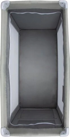 Bebeconfort Full Dreams Campingbedje - Warm Grey 10 Bebeconfort Full Dreams Campingbedje - Warm Grey -Babyproducten Winkel 615x1200 3