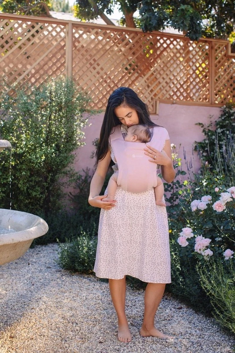 Ergobaby - Embrace - Draagzak Baby - Blush Pink 8 Ergobaby - Embrace - Draagzak Baby - Blush Pink - Afbeelding 8