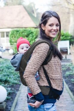 Praktische Draagzak Baby - Donkergrijs - Babydrager - Buikdrager En Rugdrager - Opbergtas Inbegrepen 9 Praktische Draagzak Baby - Donkergrijs - Babydrager - Buikdrager En Rugdrager - Opbergtas Inbegrepen -Babyproducten Winkel 800x1200 134