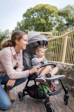 Hamilton By Yoop X1 Plus Buggy – Nieuw, Hoger, Uitgebreider 2023 Model – Premium Stroller Met One Hand Folding Technologie – Grijs – Lichte, Verstelbare En Wendbare Kinderwagen Met Vele Gemakken 35 Hamilton By Yoop X1 Plus Buggy – Nieuw, Hoger, Uitgebreider 2023 Model – Premium Stroller Met One Hand Folding Technologie – Grijs – Lichte, Verstelbare En Wendbare Kinderwagen Met Vele Gemakken -Babyproducten Winkel 800x1200 152