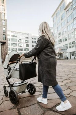 Snoozzz Luiertas Luxe Verzorgingstas – Inclusief Uitneembare Tas Organizer Met Thermovak, Stroller Hooks En Verschoningsmatje - Zwart -Babyproducten Winkel 800x1200 67