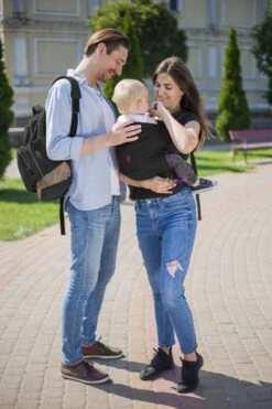 Praktische Draagzak Baby - Zwart - Babydrager - Buikdrager En Rugdrager - Opbergtas Inbegrepen -Babyproducten Winkel 800x1200 88