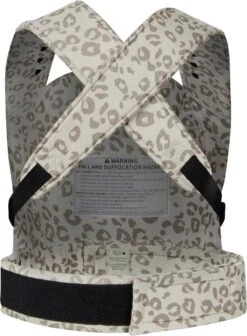 ROOKIE Baby Premium Draagzak- Design Buikdrager - Comfortabel En Ergonomisch - Pasgeboren Babydrager - Peuterdrager - Biologisch Katoen - Super Zacht - Unisex: Voor Mama En Papa (Leoprint Beige) -Babyproducten Winkel 881x1200 2
