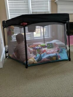 Deryan Draagbare Kinderbox - Zwart - Vaste Matrasbodem - Reisbox - Campingbedje -Babyproducten Winkel 902x1200 6